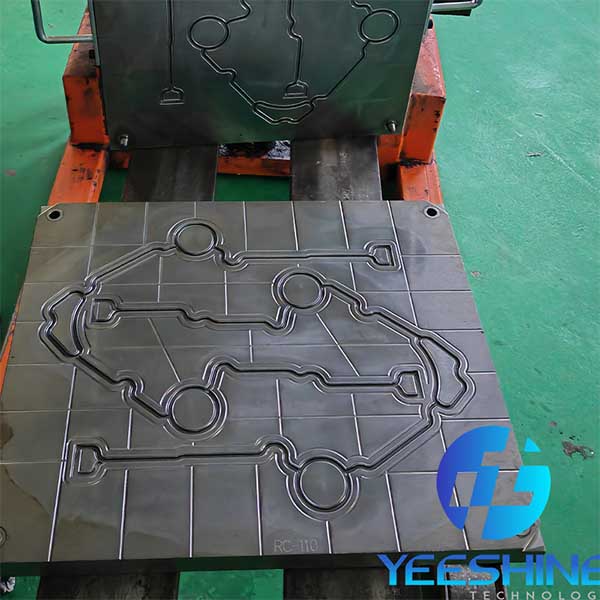 moldagem por compress&atilde;o